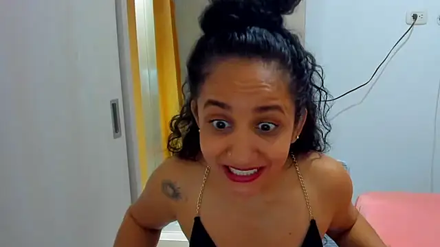 alaskmiller1 online show from March 25, 1:44 am