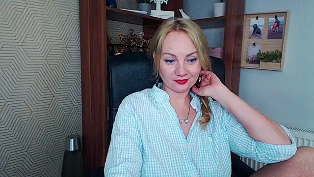 KayaMagic online show from November 17, 5:57 pm