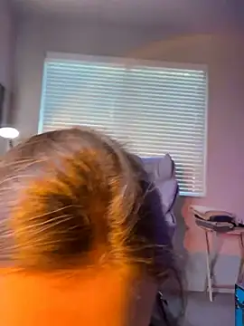 MaiseKnox online show from April 17, 10:23 pm