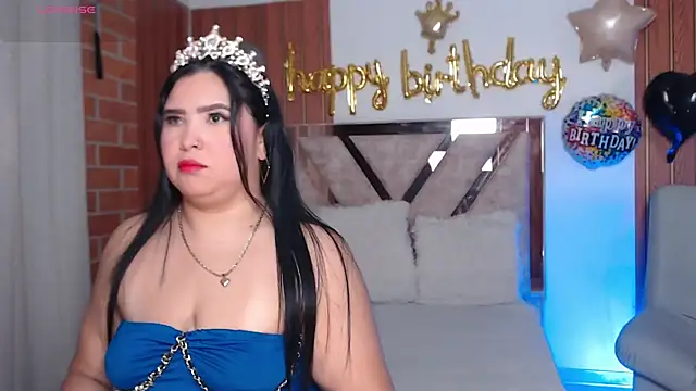 AGATHAA WHITE online show from February 28, 10:25 am