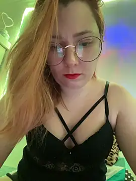 Patriciamoura69 online show from August 3, 9:31 pm