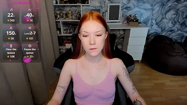 Snapshot of litl_Mia chatting on October 28, 4:35 pm litl Mia online show from October 28, 4:35 pm