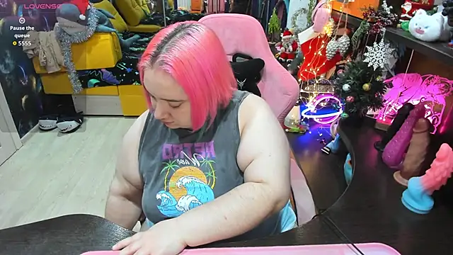 Softie Sofy online show from January 7, 4:05 am