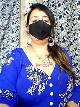 cute-tanvi online show from February 3, 12:54 am