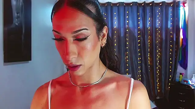 Kenisha Sweet online show from March 21, 3:39 pm