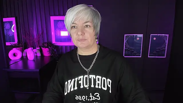 CarmenSoft online show from November 7, 8:25 pm