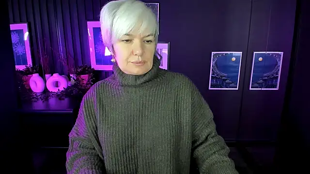 CarmenSoft online show from December 21, 8:46 pm