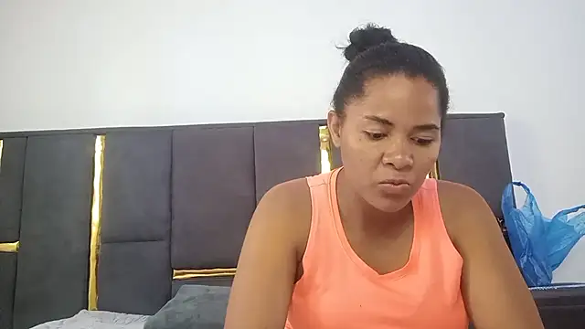 aleixane online show from February 12, 8:05 am