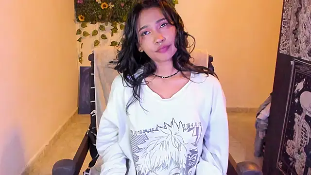 Snapshot of Mary_Rosse1 chatting on October 22, 6:46 pm Mary Rosse1 online show from October 22, 6:46 pm
