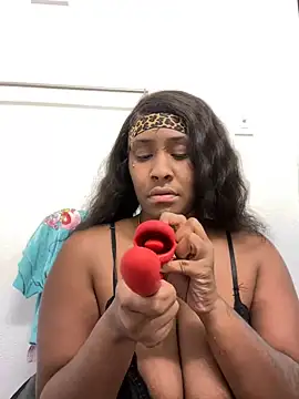 Foreignthababyy online show from April 11, 11:14 am