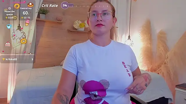 Snapshot of halaaa_1 chatting on September 16, 7:22 pm halaaa 1 online show from September 16, 7:22 pm