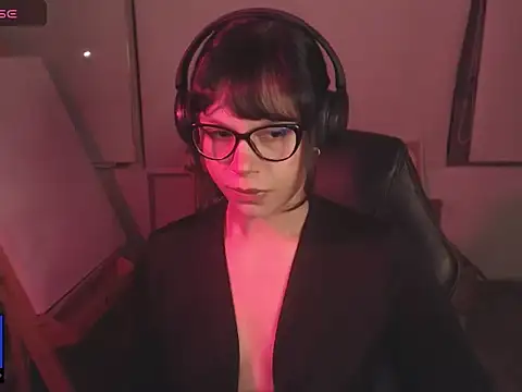 alien  show online show from March 16, 9:46 am