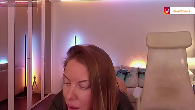 novaforyou1 online show from February 3, 8:45 pm