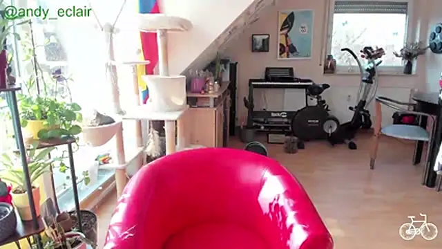 tinny williams online show from March 10, 2:21 pm