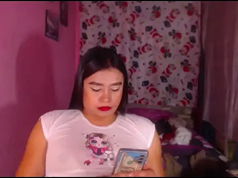 katrinawillff online show from December 21, 5:44 am