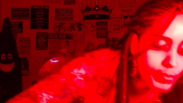 latinacubana online show from March 15, 9:44 am