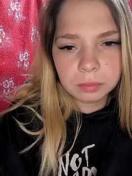 Zuli Kiska online show from September 25, 11:20 am