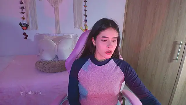 iriswest  online show from April 13, 12:01 am