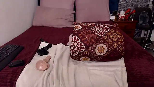 BootyCallEver online show from November 6, 10:21 am