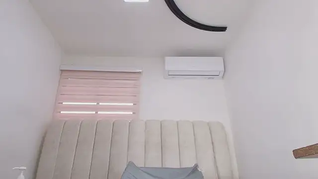 timkerbell  online show from February 19, 7:46 pm