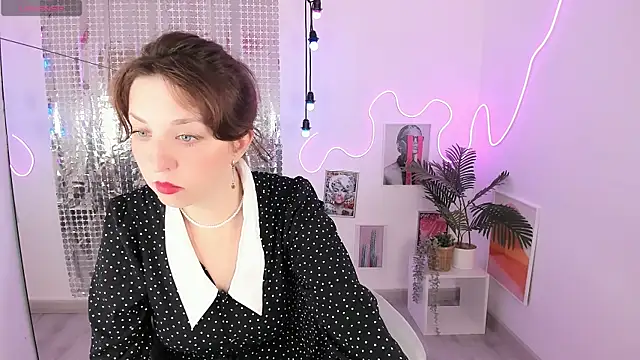 MargaretFatal online show from July 9, 5:54 am