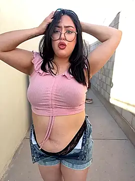 MileyGia online show from March 7, 12:17 am