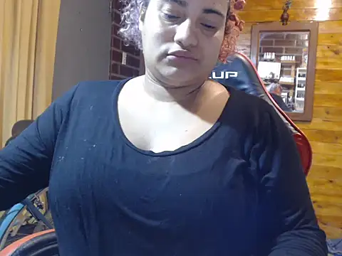 Hilarybunnyy online show from April 9, 1:41 am