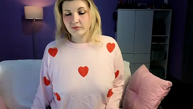 olisunny5 online show from February 18, 6:40 pm