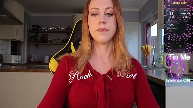 stripmequick online show from February 8, 1:04 pm