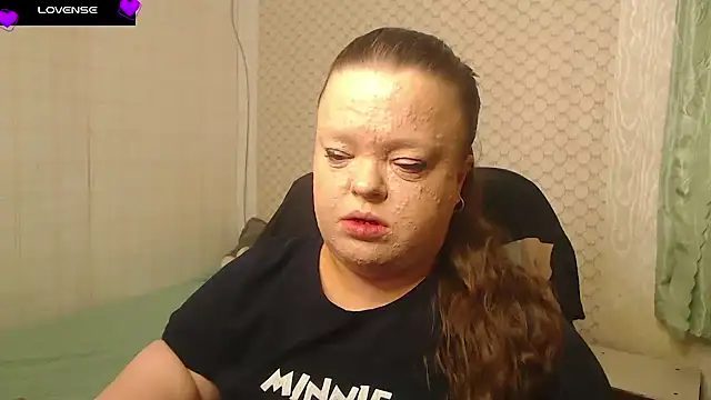 Janiffer MiMi online show from March 6, 4:02 pm