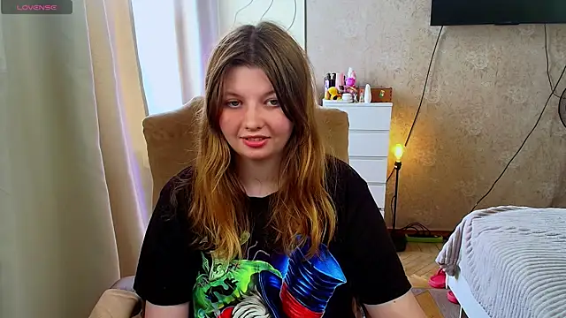 Vivian cutie online show from September 17, 1:31 pm