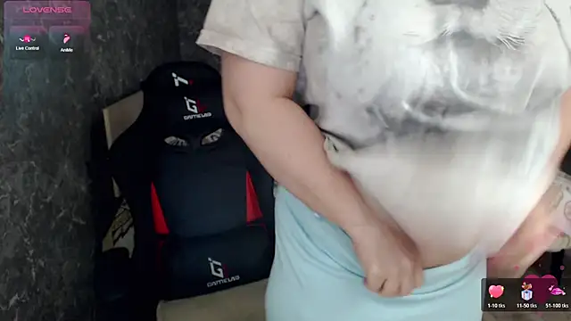 Korolek12 online show from April 1, 3:53 pm