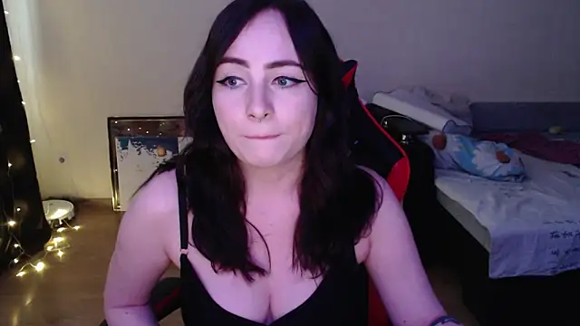 Laralianna online show from January 16, 10:11 am