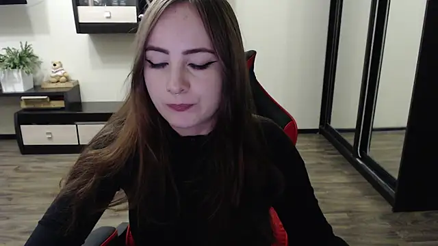 Laralianna online show from September 18, 7:51 am