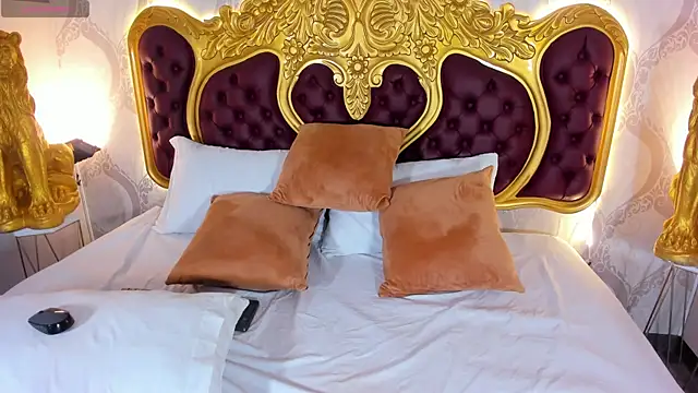 Dulce 26  online show from November 28, 10:35 pm