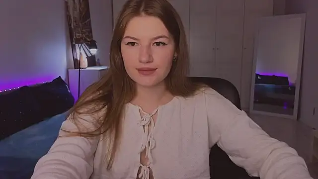 alwaysfrida online show from October 27, 11:39 am