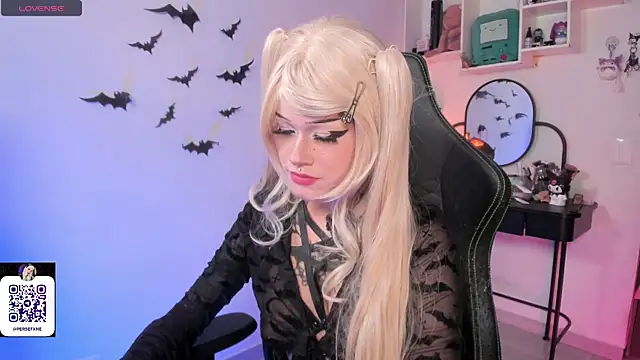 damnliciousss online show from January 11, 11:32 pm