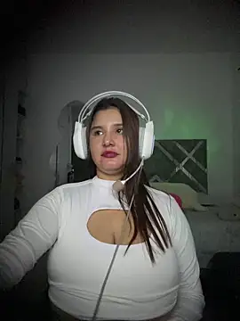 ValleryParker online show from November 27, 6:38 am