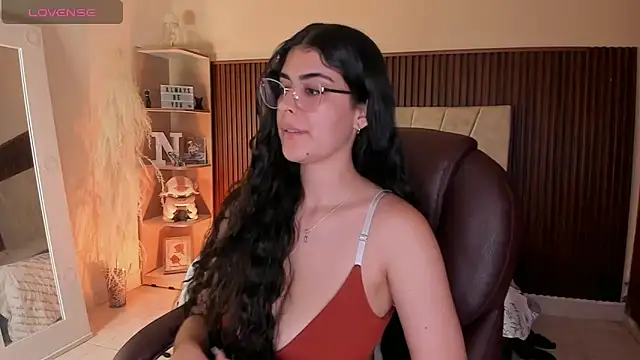  Niah  online show from October 7, 8:57 pm