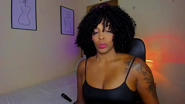 AitanaBrown  online show from November 3, 11:20 pm