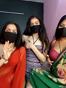 cutee  crazy online show from February 4, 2:31 pm