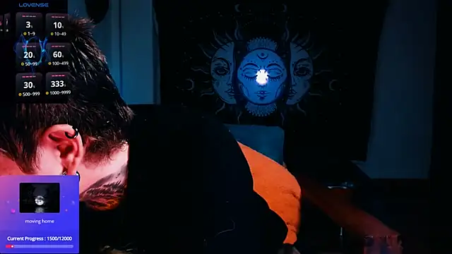 Marieblueeyes online show from March 28, 2:11 am