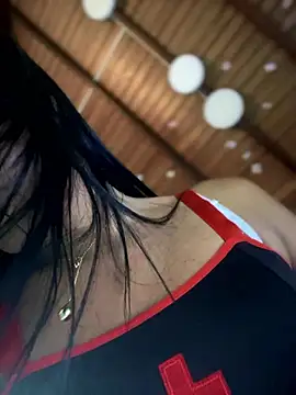 Ashly Miller online show from January 17, 8:05 pm