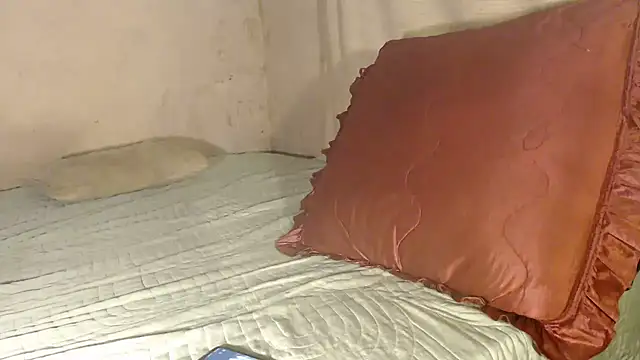 devine TATAS online show from December 4, 10:10 pm