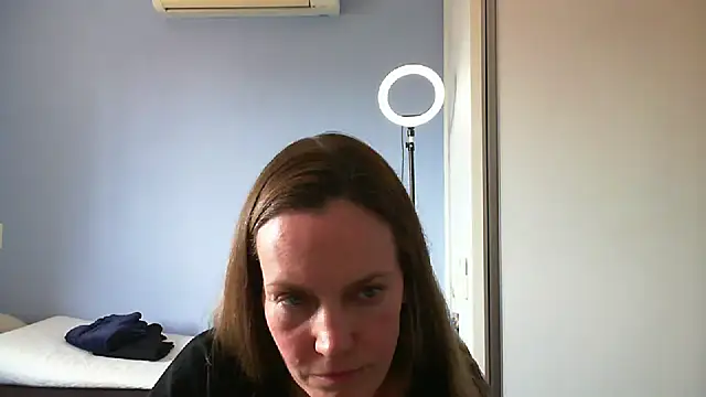 Annylove1 online show from November 12, 5:00 pm