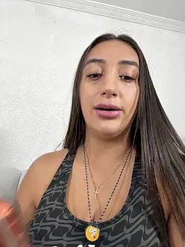 Hannahoff online show from April 10, 10:05 pm