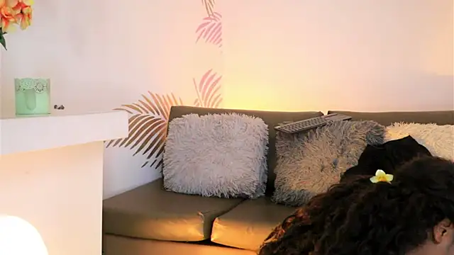 Valeriestyle online show from April 13, 3:52 am