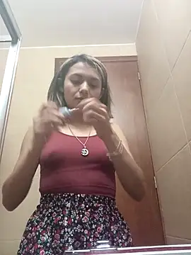 Dama Scarlata18 online show from April 19, 9:31 am