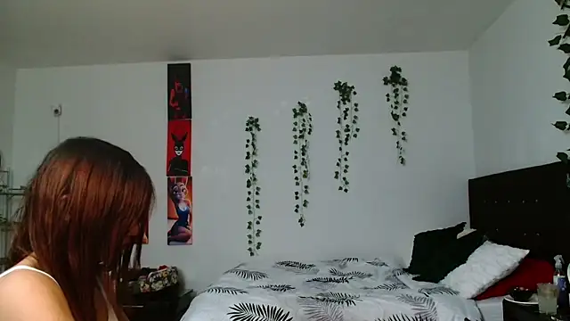 Dama Scarlata18 online show from September 22, 5:50 am