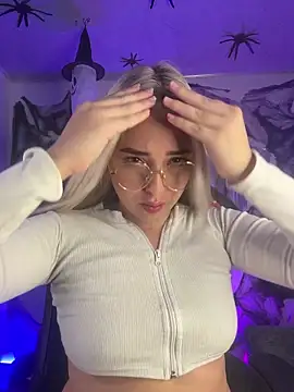 Irisweet  online show from October 29, 10:08 am